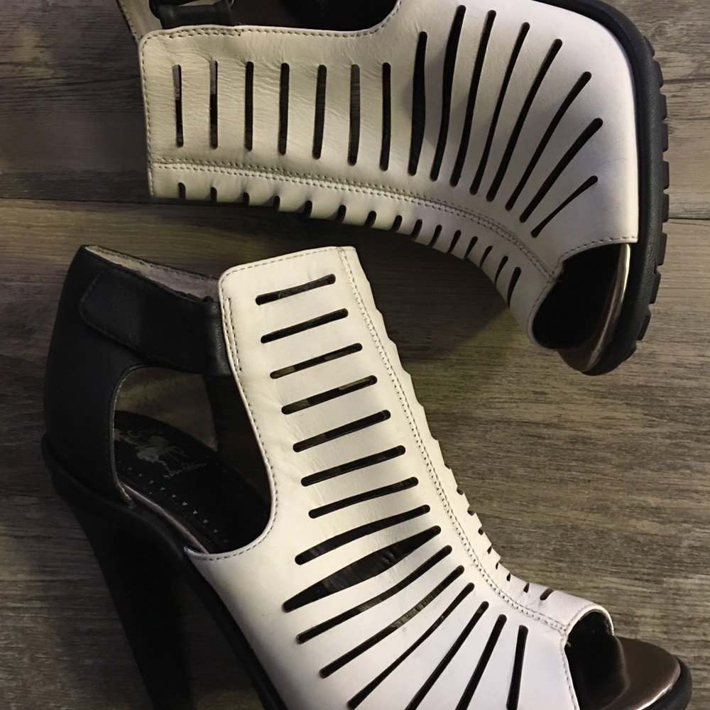Circus by Sam Edelman - S9